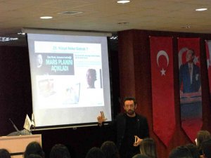 Serkan Can Zengin, Anadolu Üniversitesi’nde Öğrencilerle Buluştu