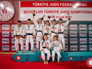 Kağıtspor’un Judocuları Madalyalarını Aldı