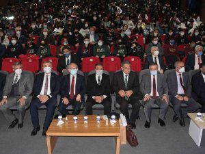 Yunus Emre Ve Mehmet Akif Ersoy Panelle Anıldı