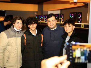 Başkan Çakın’dan E-sporcuya Müjde