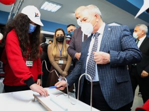 Genç Kaşifler Projelerini Sergiledi