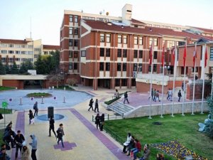 Anadolu Üniversitesi Öğrencilerinin Yurt Dışı Eğitim Olanakları Artıyor