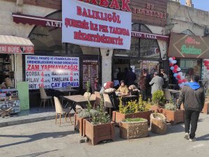 Şanlıurfalı Esnaf Stokçulara Meydan Okudu