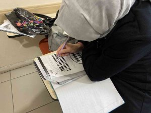 Darıca’da Okuma Yazma Bilmeyen Kalmayacak