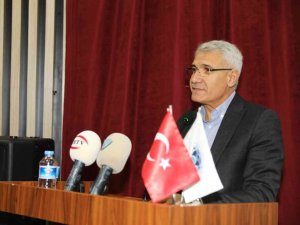 Başkan Güder’den Öğrencilere Jest