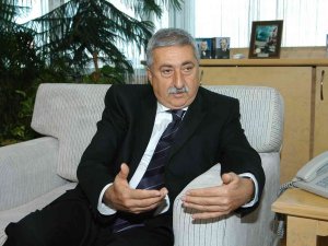 Palandöken: “Emekliliği Beklerken Çalışmayanlar Sağlık Hizmetinden Faydalanabilmeli"