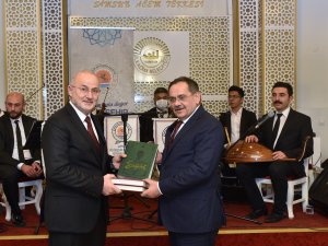 Mehmed Akif Ersoy Sevdiği Şarkılarla Yad Edildi