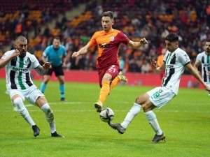 Denizlispor, İ̇stanbul’da Tarih Yazarak Tur Atladı