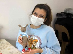 Kanser Ve İşitme Engelli Kadınlar Bu Kurslarda Şifa Buluyor