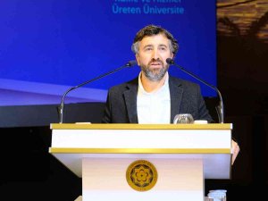 Dr. Öğr. Üyesi Sefa Çakır, “Akif Yalnızlaştırılmış Bir Adamdır”