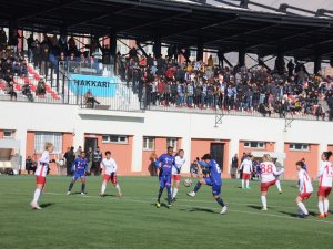 Turkcell Kadın Futbol Süper Ligi: Hakkari Gücü: 4 - Sivasspor: 0