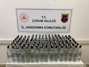 Çorum’da 123 Şişe Bandrollü Sahte Rakı Ele Geçirildi