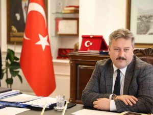 Başkan Palancıoğlu’ndan Ödül Alan Erü Öğretim Üyelerine Tebrik