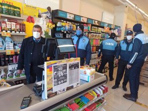 Van’ın Çaldıran Belediyesi Marketlere Yönelik Fiyat Denetimi Yaptı