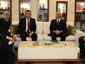 Ulaştırma Ve Altyapı Bakanı Karaismailoğlu’ndan Büyükşehir’e Ziyaret