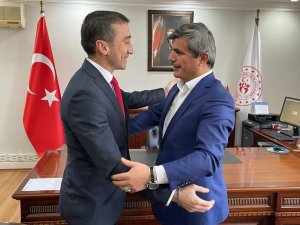 Bartın Gençlik Spor İ̇l Müdürlüğü Görevine Milli Atlet Halil Akkaş Atandı