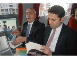 Yolcu Otobüsünde Kitap Okuma Kampanyası