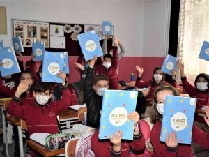Öğrencilere 224 Bin Yardımcı Kitap Dağıtılma Başlandı