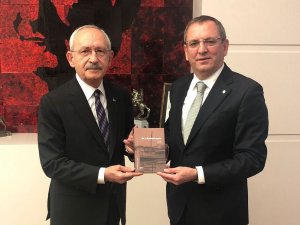 Başkan Ergin, Kılıçdaroğlu’nu Ayvalık’a Davet Etti