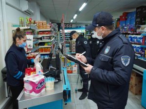 Ayvalık’ta Zabıta Ekipleri, Fahiş Fiyatla Satış Yapanlara Göz Açtırmıyor