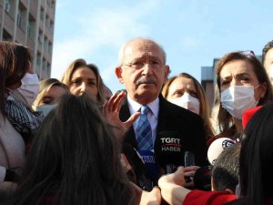 Chp Lideri Kılıçdaroğlu, Milli Eğitim Bakanlığı Binasına Alınmadı