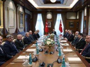 Cumhurbaşkanı Erdoğan, Türk-i̇ş Heyetini Kabul Etti