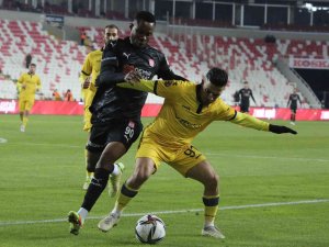 Leke James Gol Sayısını 4’e Çıkardı