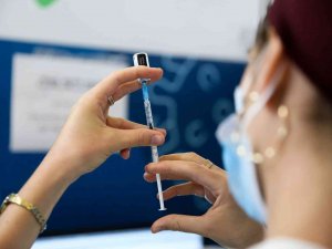 İ̇srail’de 4. Doz Covid-19 Aşısına Onay