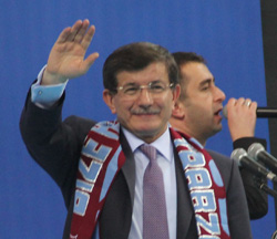 Başbakan Davutoğlu Trabzon’da