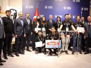 Btü Mattmech Takımı, En İyi Girişimci Ödülü Aldı