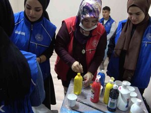 Dezavantajlı Okulların Kütüphaneleri Gençlerle Renkleniyor