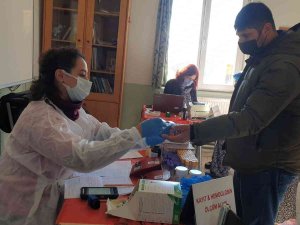 Öğrenciler Ailelerini Kan Vermeye Teşvik Etti