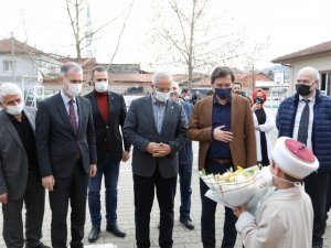 İ̇negöl’de Çocuklar Türk Büyüklerinin Hikâyeleri İle Büyüyor