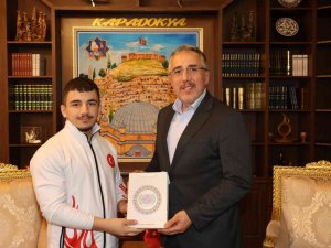 Avrupa Rekoruna Altınlı Teşekkür