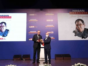 Cumhurbaşkanı Erdoğan: “Demokrasiye Karşı Darbecilerin Yanında Saf Tutanlar, Gayretlerimizle Siyasetten Tasfiye Edildiler”