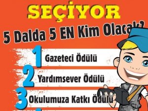 Öğrenciler Yılın En İyilerini Seçti