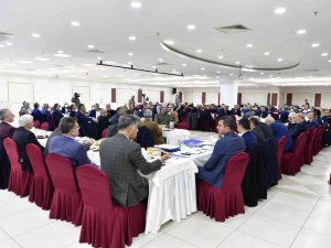 Yılın Son Gününde Belediye Başkanı Köse, Muhtarlarla Buluştu