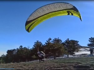 Yamaç Paraşütçülerinden 2022 Yılının İlk Uçuşu