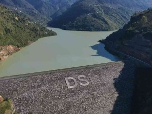 Aralarında 67 Km Mesafe Olan İki Barajın Su Seviyeleri Şaşırtıyor