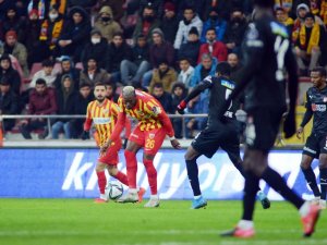 Kayserisporlu Thiam Gol Krallığını Kovalıyor