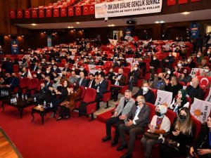 Trabzon’da Ak Parti Genel Merkez Ar-ge Başkanlığının Teşkilat Akademisi Programı Başladı