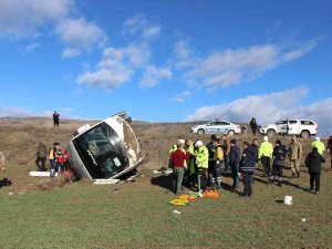 Amasya’daki Feci Kazada Antrenör Vefat Etti, 13 Sporcu Yaralı