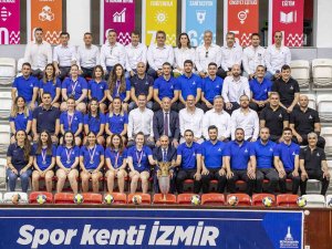 2021 İ̇zmir’in ’Altın’ Yılı Oldu