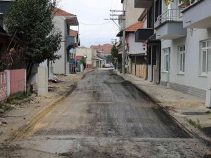 Serdivan’da Haftasonu Asfalt Mesaisi