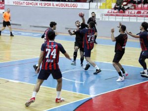 Hentbol Erkekler 2. Ligi: Yozgat Belediyesi Bozokspor: 33 - Mersin İ̇dmanyurduspor: 20