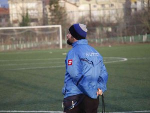 Çaydeğirmeni’nde Minikler Futbola Hevesli