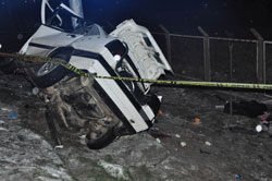 Sivas'ta feci kaza 2 Ölü, 3 Yaralı