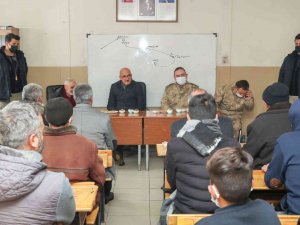 Başkan Vekili Aydın: “Muhtar Ve Hemşehrilerimizin Görüşlerini Önemsiyoruz”