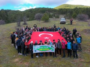 Uşak Belediyesi, Üniversite Öğrencilerine Doğa Yürüyüşü Düzenledi