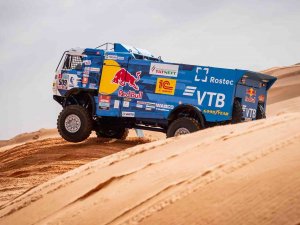 Dakar Rallisi’nin Üçüncü Gününde Efsane Red Bull Sporcusu Sebastien Loeb Zirvede